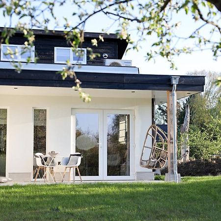 Stijlvol Huisje Met Veranda! Tuynloodz A Beers  Εξωτερικό φωτογραφία